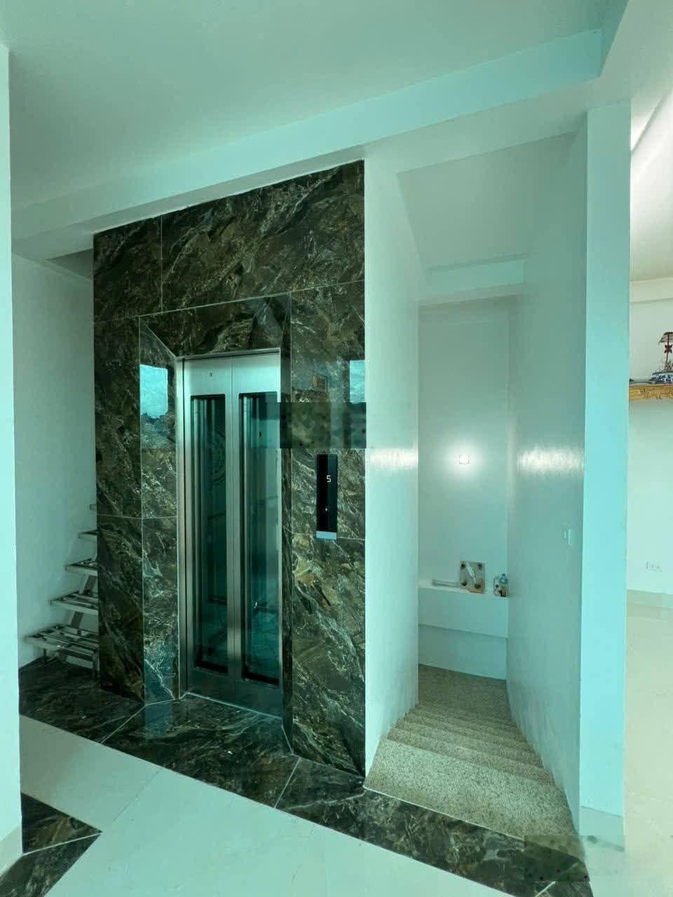 Bán nhà mặt phố nguyễn thị thập - đắc địa - hiếm - ảnh và thông số chuẩn 100% - 86m2 8t 59 tỷ