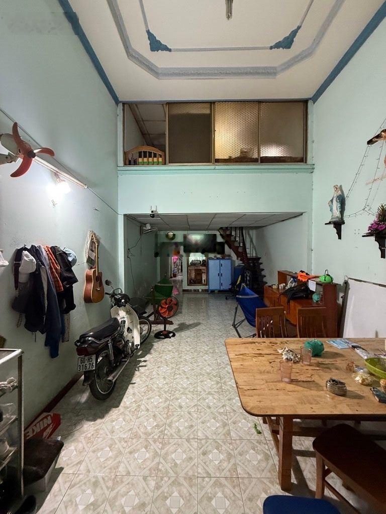 Nhà chính chủ - mặt tiền 12m huỳnh thị hai .q12 - nhỉnh 6tỷ