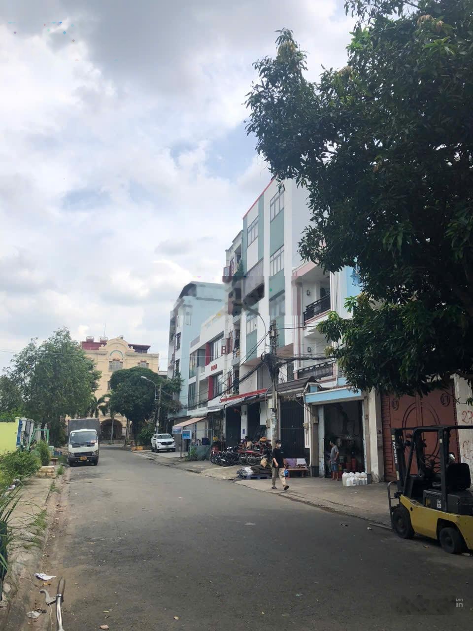 Nhà đẹp 5 tầng sát võ văn kiệt 84m2 ngang lớn 6m đường 8m 5pn khu đồng bộ nhik 7 tỷ