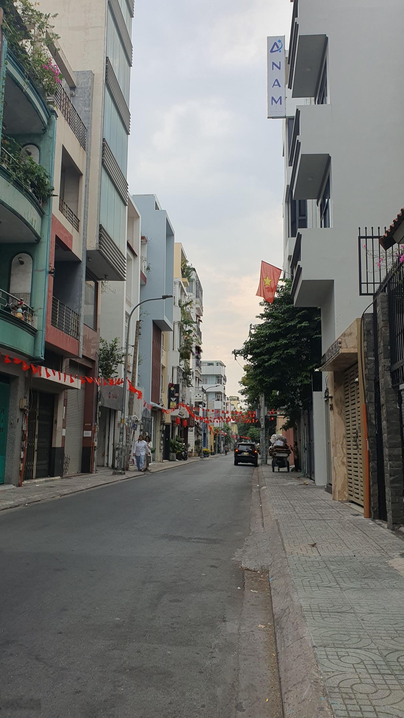 Xuất cảnh bán gấp - Bán nhà Nguyễn Phi Khanh 243.5m² - 75 tỷ