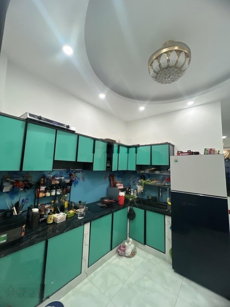 Bán nhà quận 8, Xe tải đậu cửa, Sát chợ Phạm Thế Hiển, 3 tầng, 4 x14m, Nhỉnh 7 Tỷ