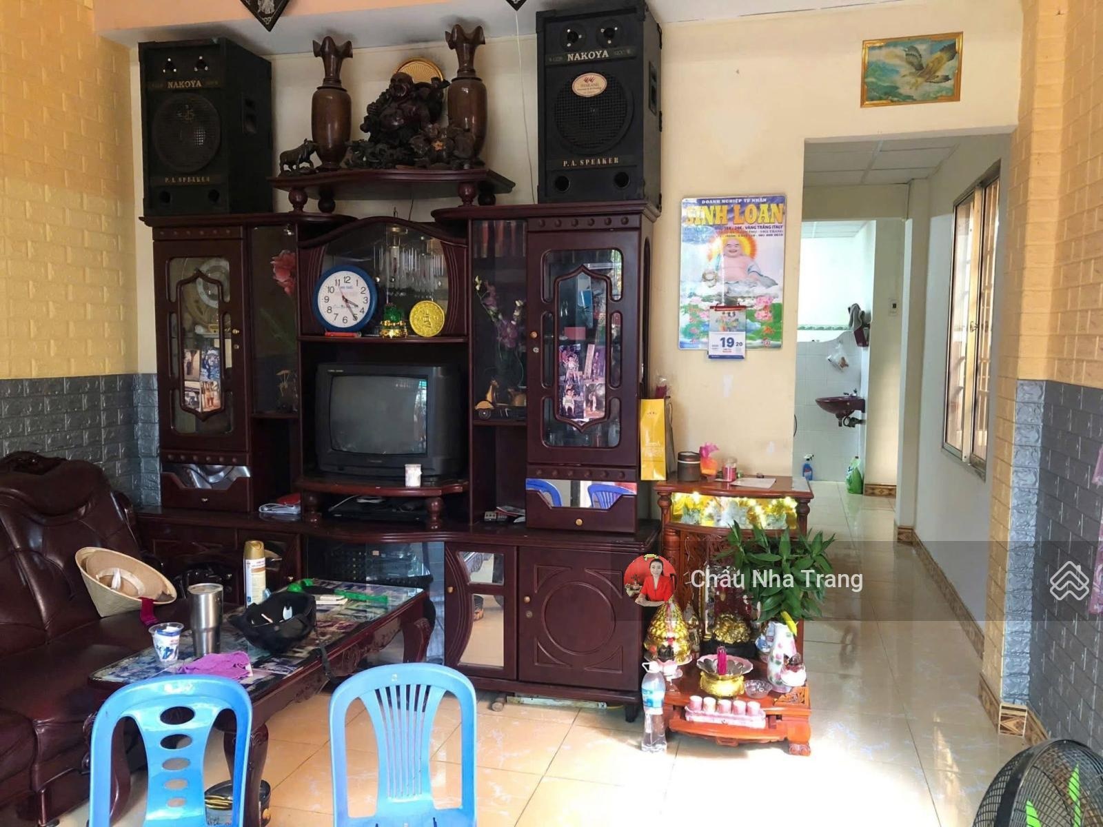 Bán nhà 2 tầng hẻm oto hải đức- dt: 64,6m2 giá 4ty690