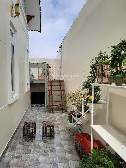 Biệt thự sân vườn 190m² - full nội thất gỗ đỏ - hạ chào giảm 300tr, giá mới chỉ 8 tỷ - hóc môn