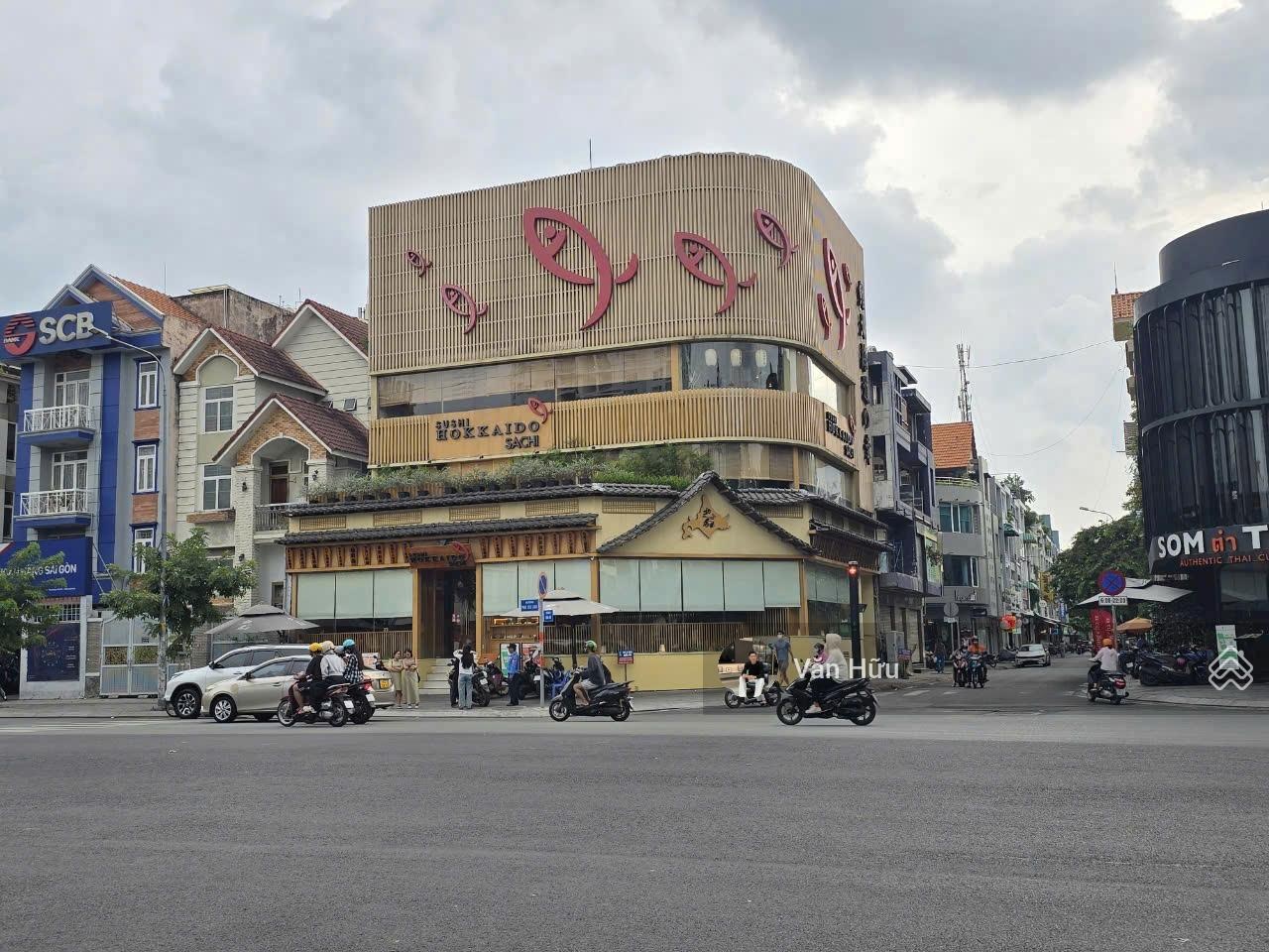 Góc 2 mặt tiền Lũy Bán Bích, Q. Tân Phú - DT: 12x25m - 5 tầng - HĐT: 250 triệu - Giá: 55 tỷ