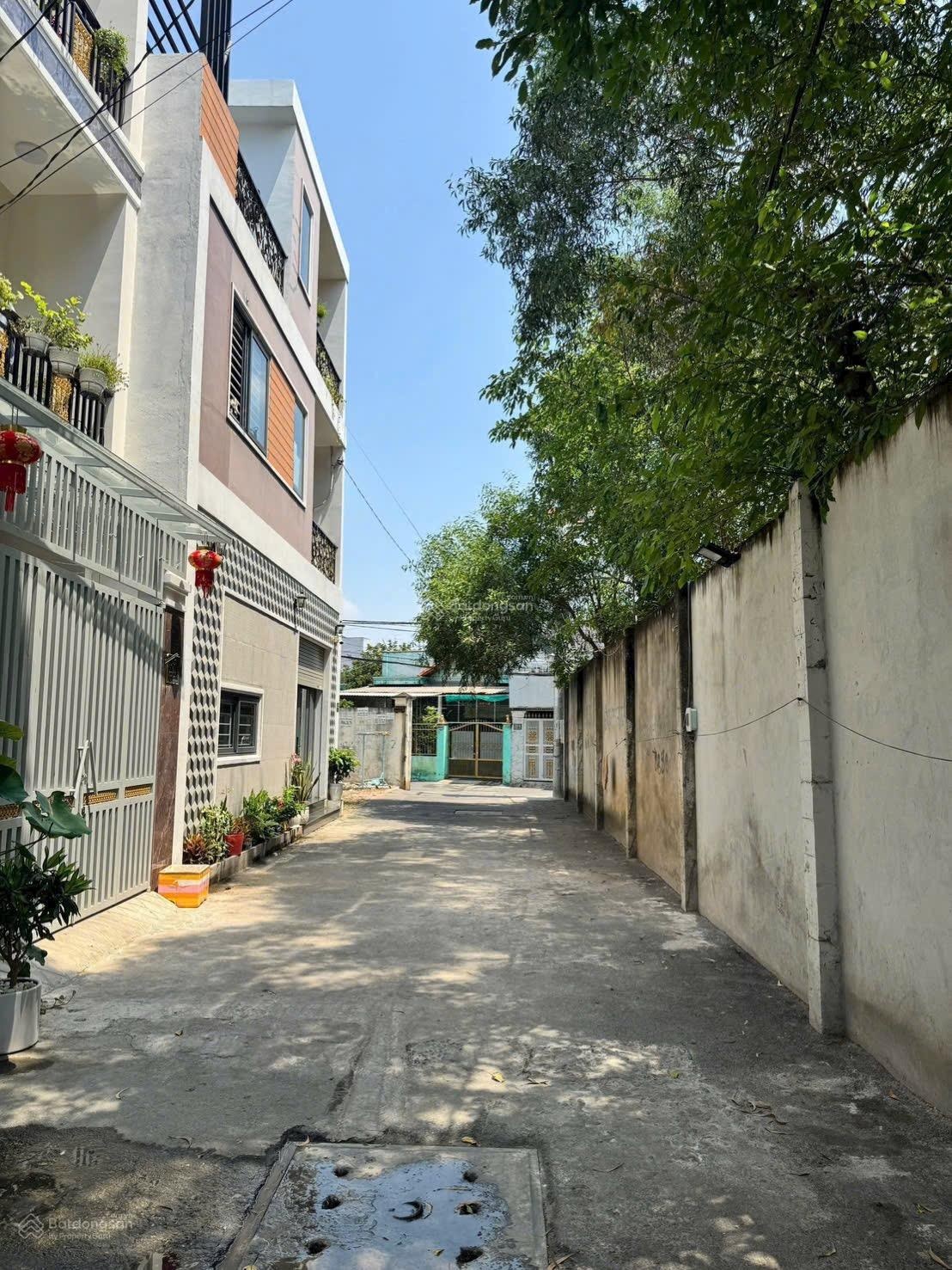 Cần bán lô đất hẻm xe 5m ra Đồng Văn Cống