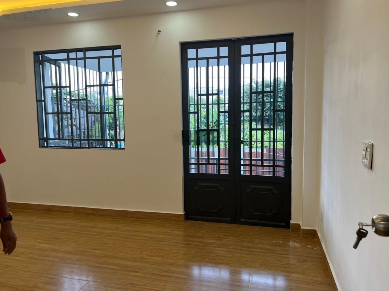 P. Linh Đông, hẻm xe hơi tránh nhau đậu đỗ ngày đêm, nhà 2 tầng 63m2 chỉ 5.5 tỷ