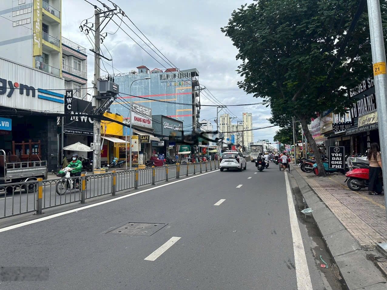 Nhà mới đẹp mặt tiền đường số 85 P. Tân Quy