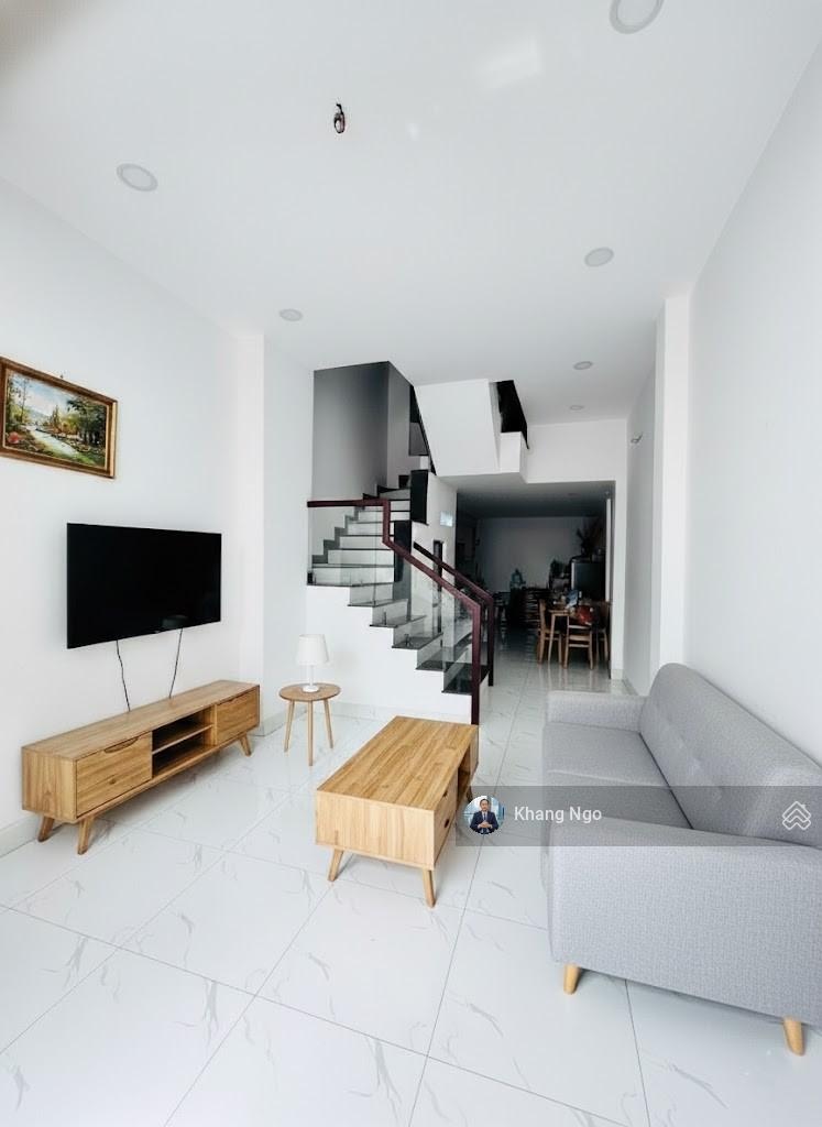 Bán nhà Hẻm ô tô đường Hoàng Sa 45m², ngang lớn 4.2m, 5 tầng gần cầu Lê Văn Sỹ - 9.99 tỷ