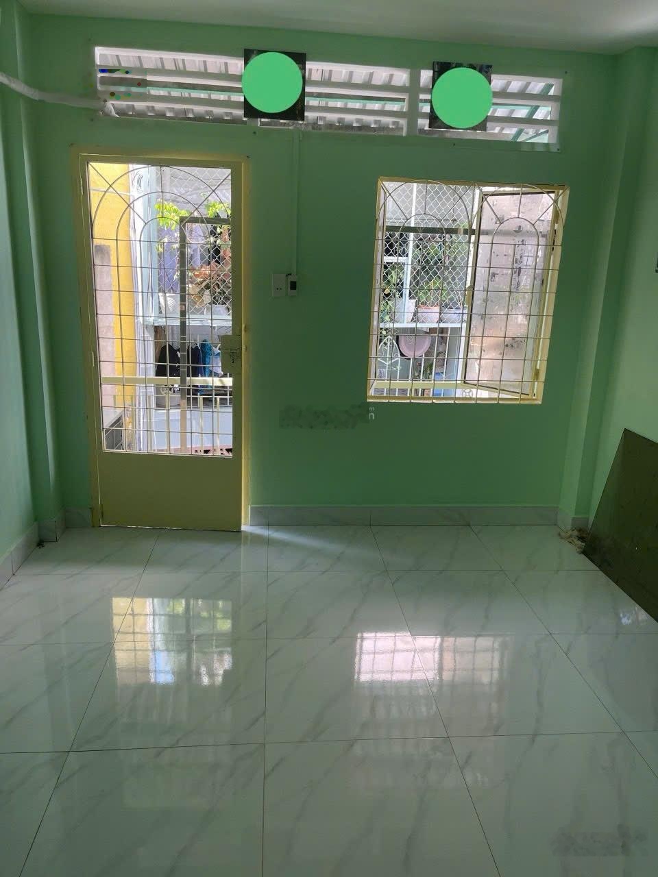 Nhà 3 Tầng Sư Vạn Hạnh Q10 chỉ Nhỉnh 4Tỷ