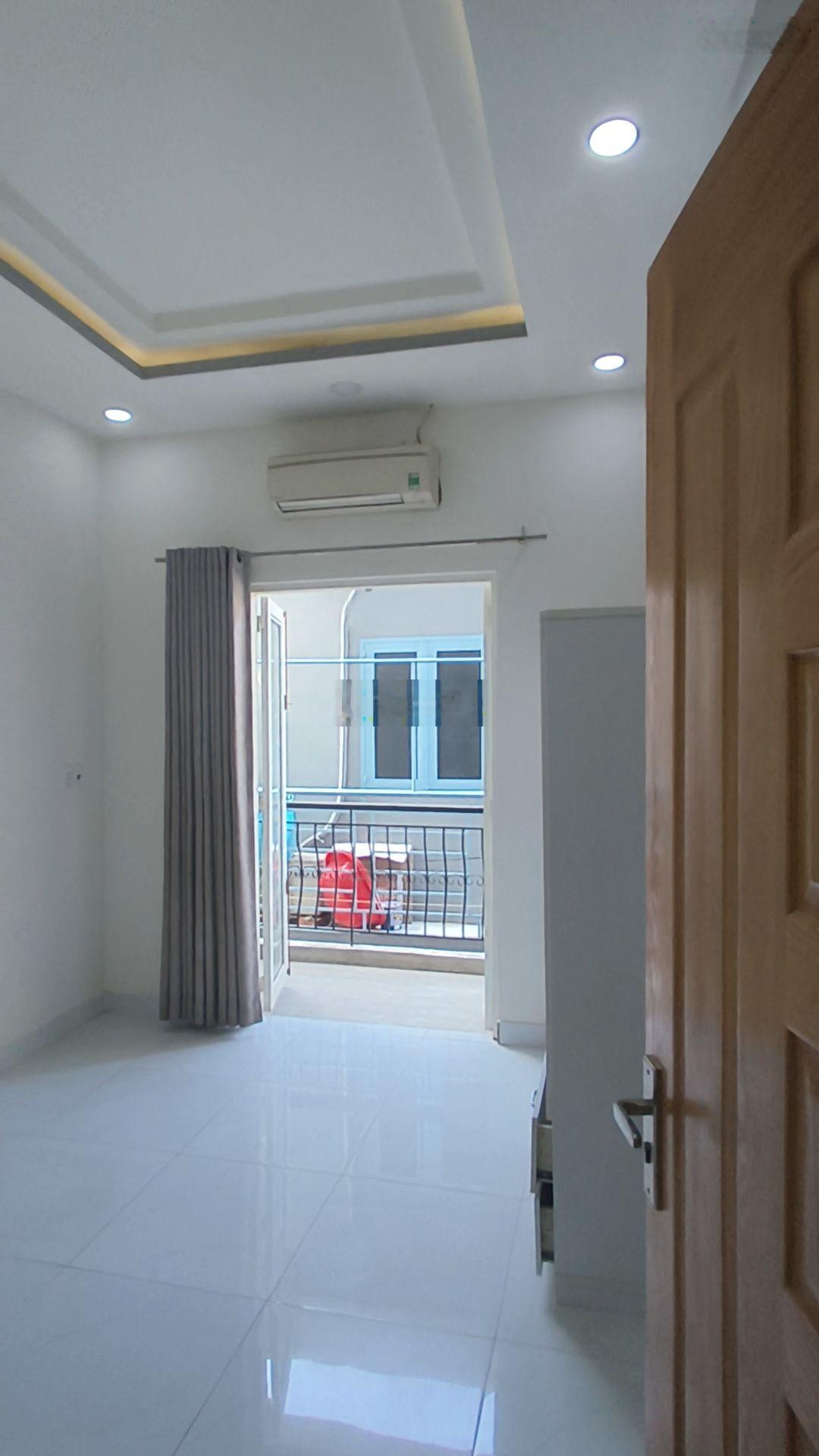 Nhà hẻm Tạ Quang Bửu ngay ngã tư Âu Dương Lân gần Parc Mall. 3 tầng - 3.7 tỷ. LH em Tú xem nhà