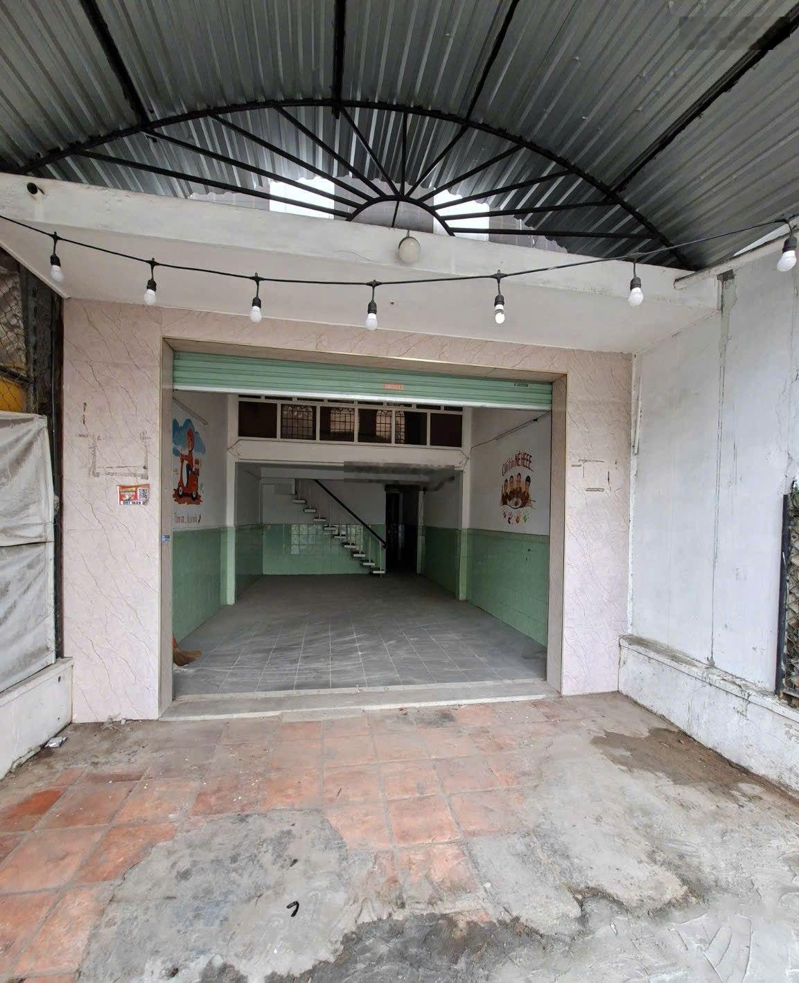 Rẻ nhất trục đường Lê Hồng Phong - Nha Trang- Nhà 3 tầng 81m- Chỉ 8,2 tỷ