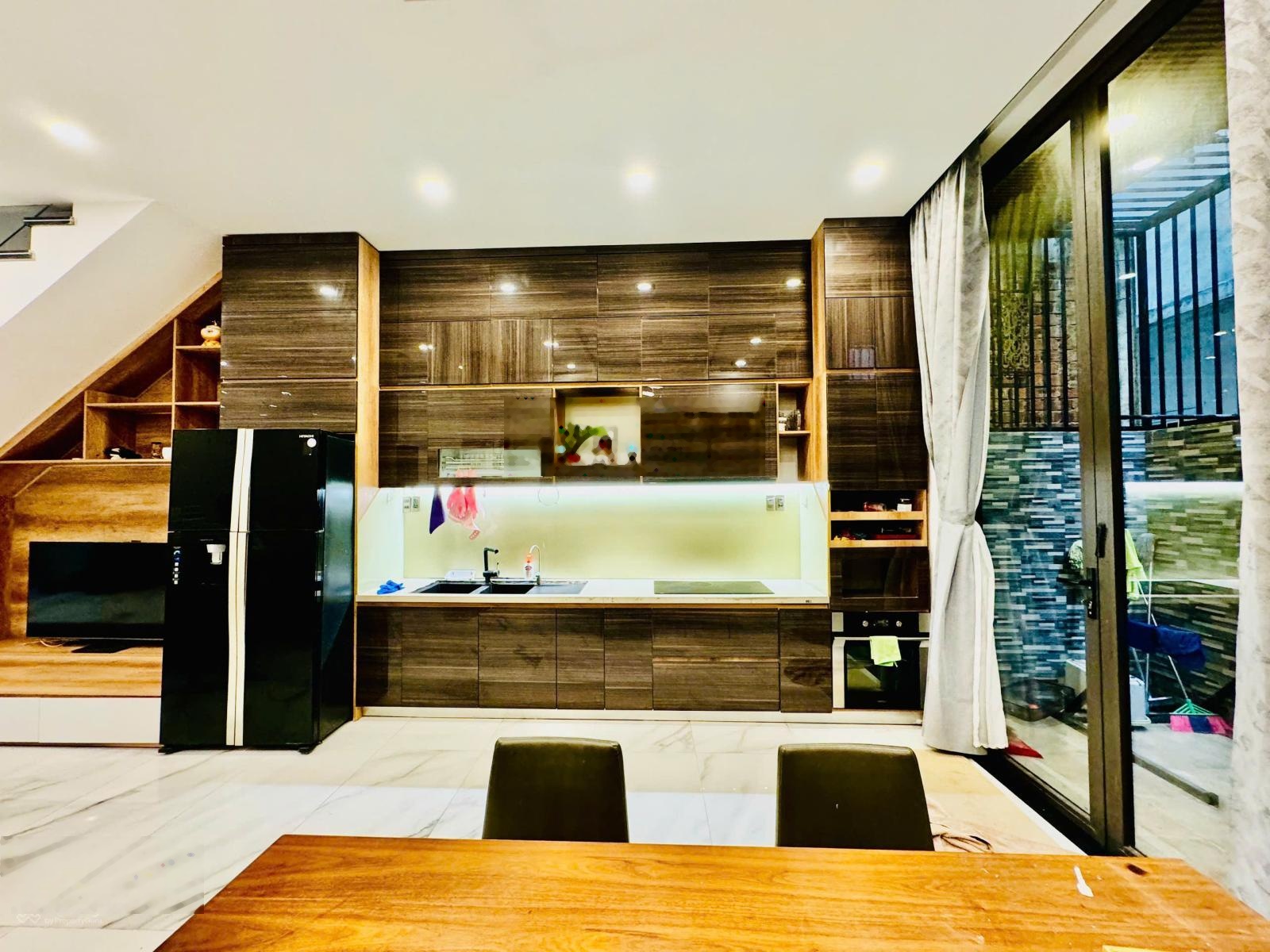 Bán Nhà Đẹp 3 Tầng, Gần Sông, MT Giang Châu 3, Nam Việt Á. Diện tích 100m2 - 14.5 tỷ.