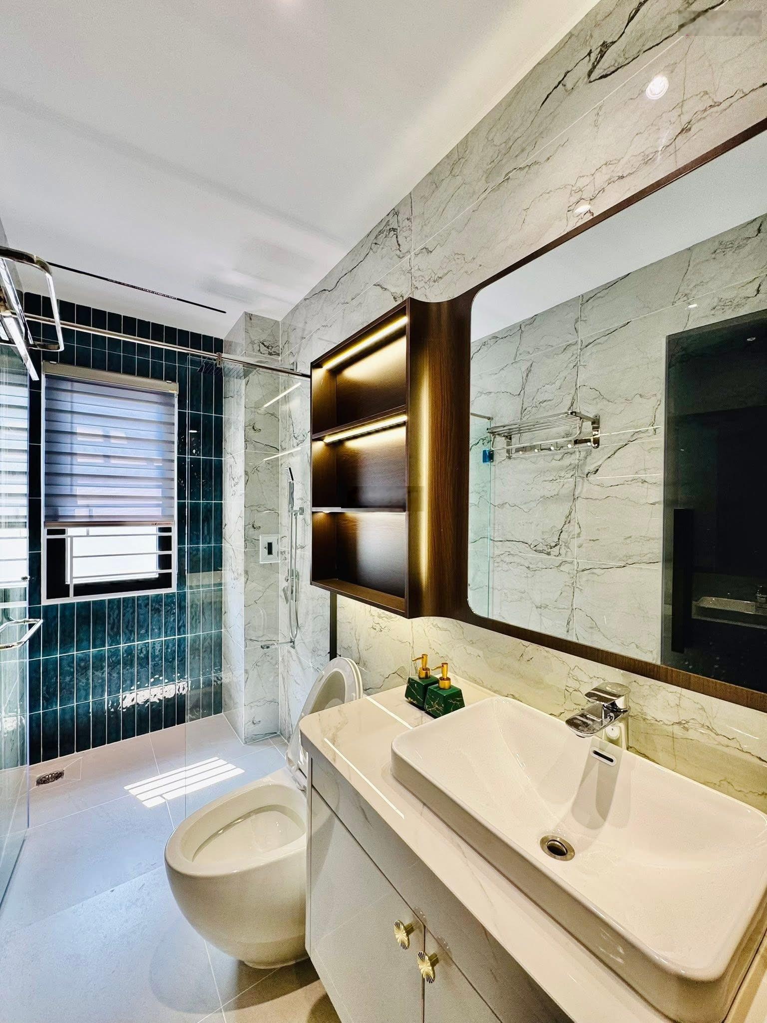 Bán nhà quận 1 sổ hồng riêng, dt 88m2 hỗ trợ (tl) 5 tỷ 800| lê quý đôn, p. bến nghé, có hđ thuê sẵn