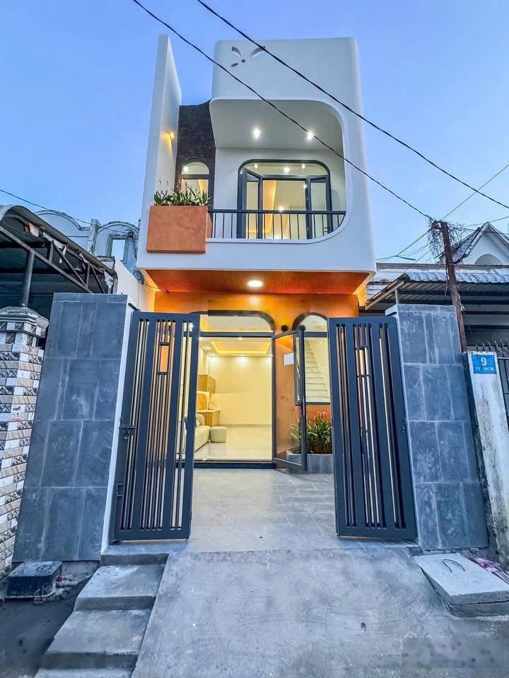 Chuyển về quê ở chủ cẩn bán nhanh nhà 1t1l - 70m2 -sổ hồng riêng ngay uyên hưng