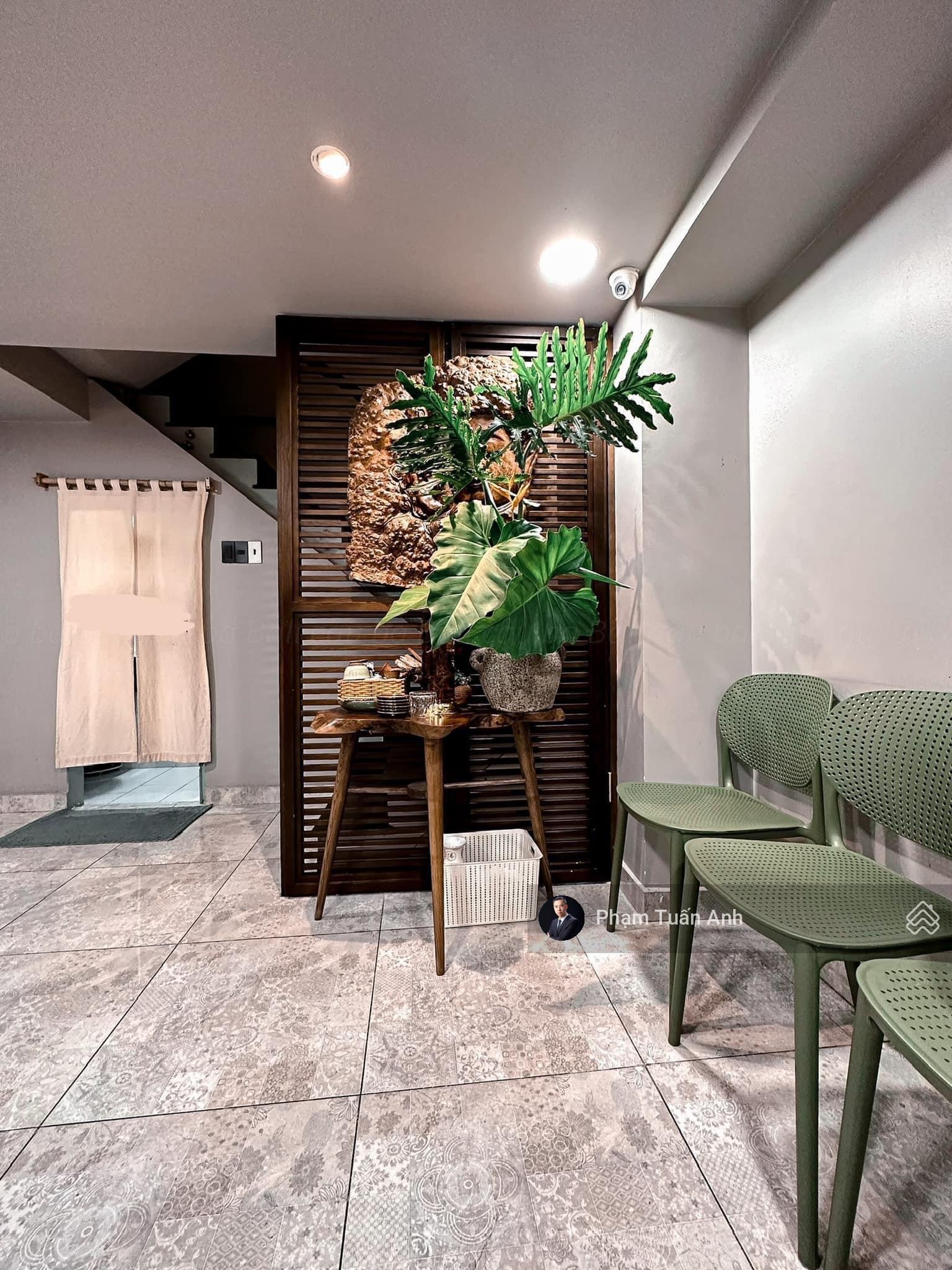 Siêu phẩm chờ thời, MT Hoàng Hoa Thám ~7x30m, 4 tầng ( liền kề Metro và ga T3 ) chỉ 45.5 tỷ