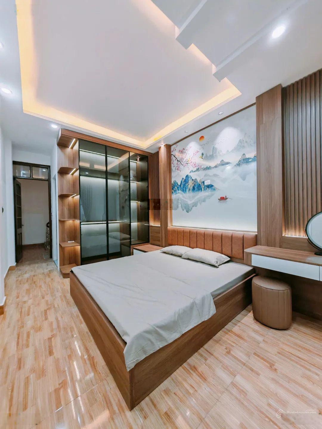 Bán nhà Tân Mai Ngõ Nông 23m2 - 5 tầng - MT 3.6m - Giá 6.2 tỷ