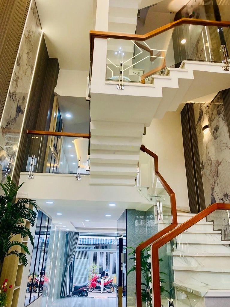 Ngay tân kỳ tân quý - nhà 5 tầng - thang máy - oto ngủ trong nhà nhỉnh 8.x tỷ