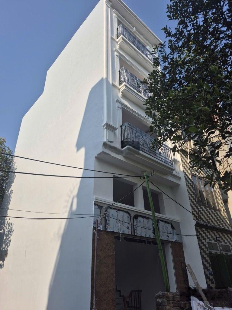 Nhà xây mới cổng bằng thanh trì | đón sóng ga cao tốc ngọc hồi