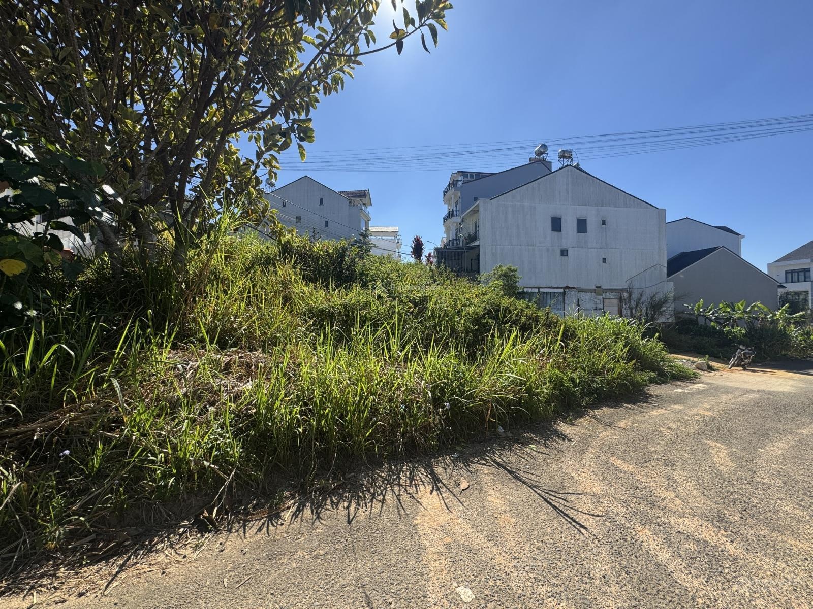 Duy Nhất Lô Đất KQH An Sơn Đà Lạt 227,9m2 full xây dựng giá 15 tỷ. Liên hệ: 0987.232***