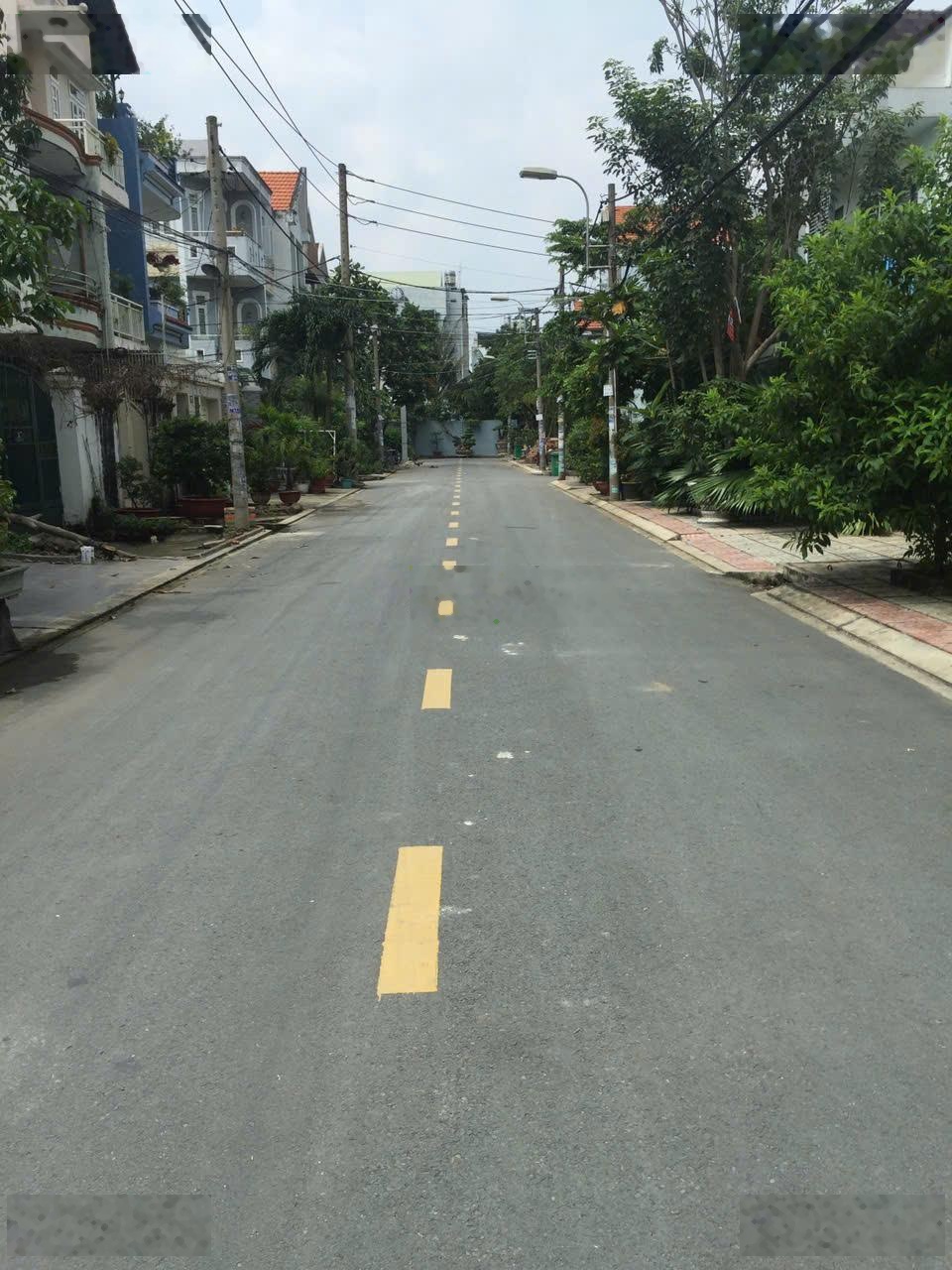 Bán đất khu biệt thự đường số 20 sau lưng Gigamall khu bên sông Hiệp Bình Chánh - 198m2 ngang 11x18