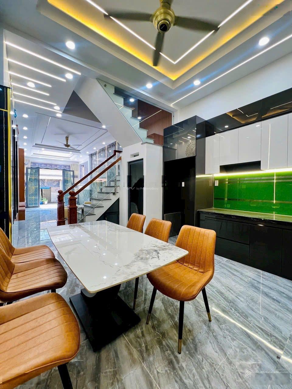 [ 3 tỷ 850 ] nhà đường lê trọng tấn , gần trường đh công thương. tân phú . lh 0903632392 quân