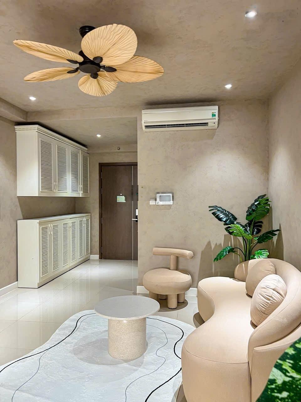 Bán chung cư Icon 56 - 50m2 1pn1wc - Giá 5,5 tỷ ( đã có sổ )