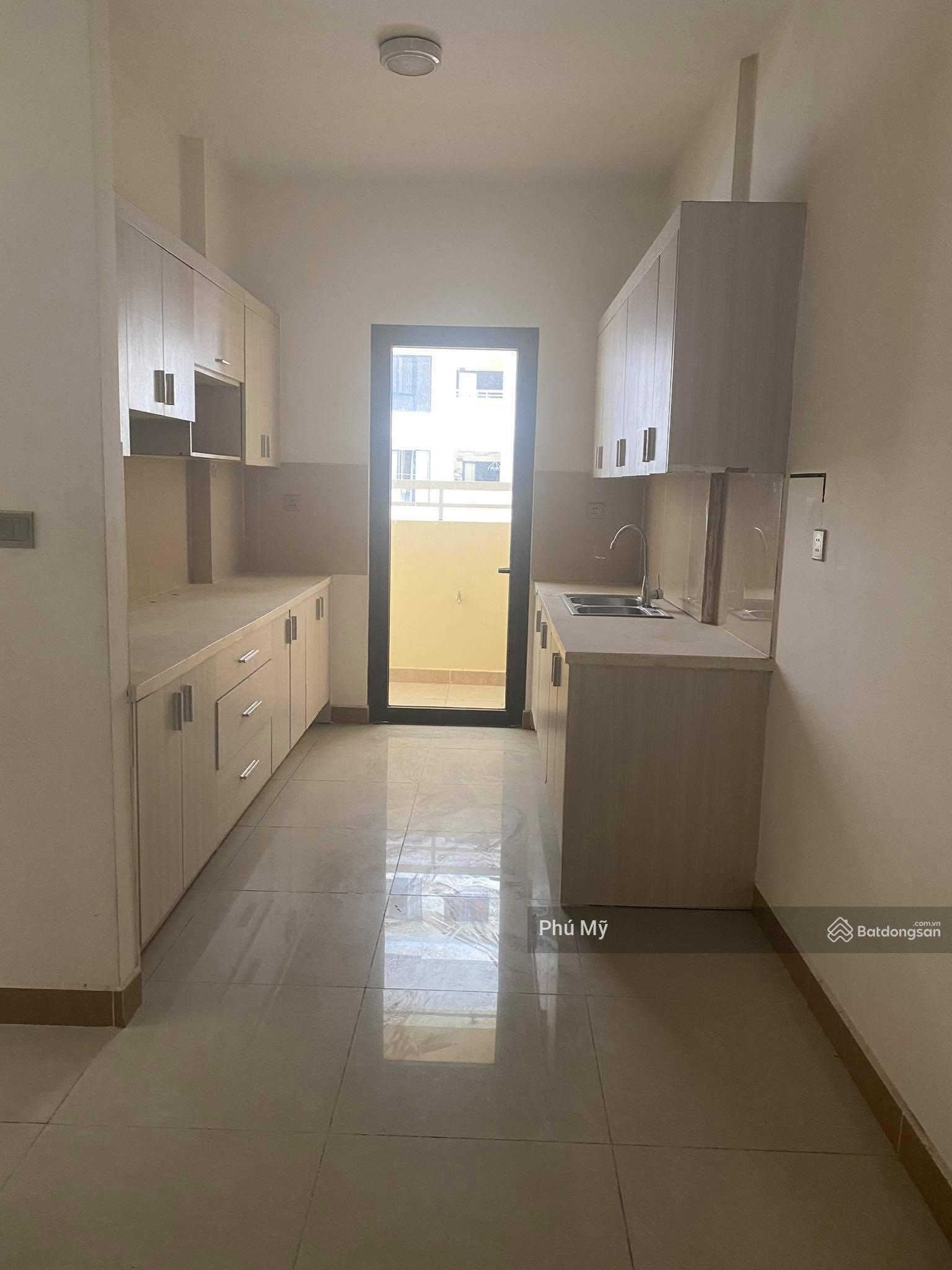 Hot! Căn hộ 2PN, 85m2 tại The Era Town, nhà trống 8,5 triệu. Lh: 0926879779