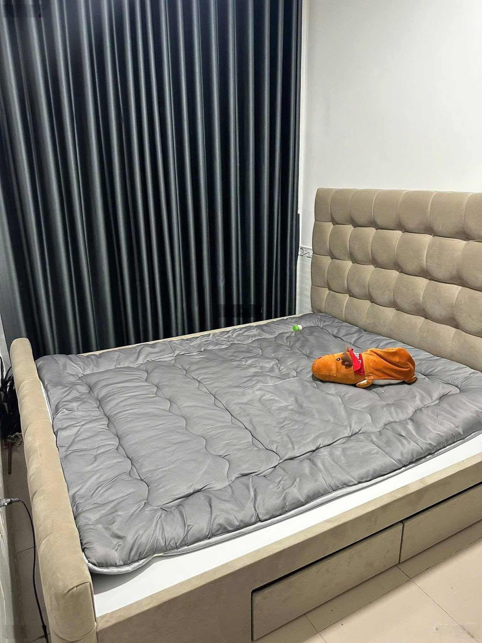 Cho thuê nhà 3 phòng ngủ đầy đủ nội thất đường số quận 4