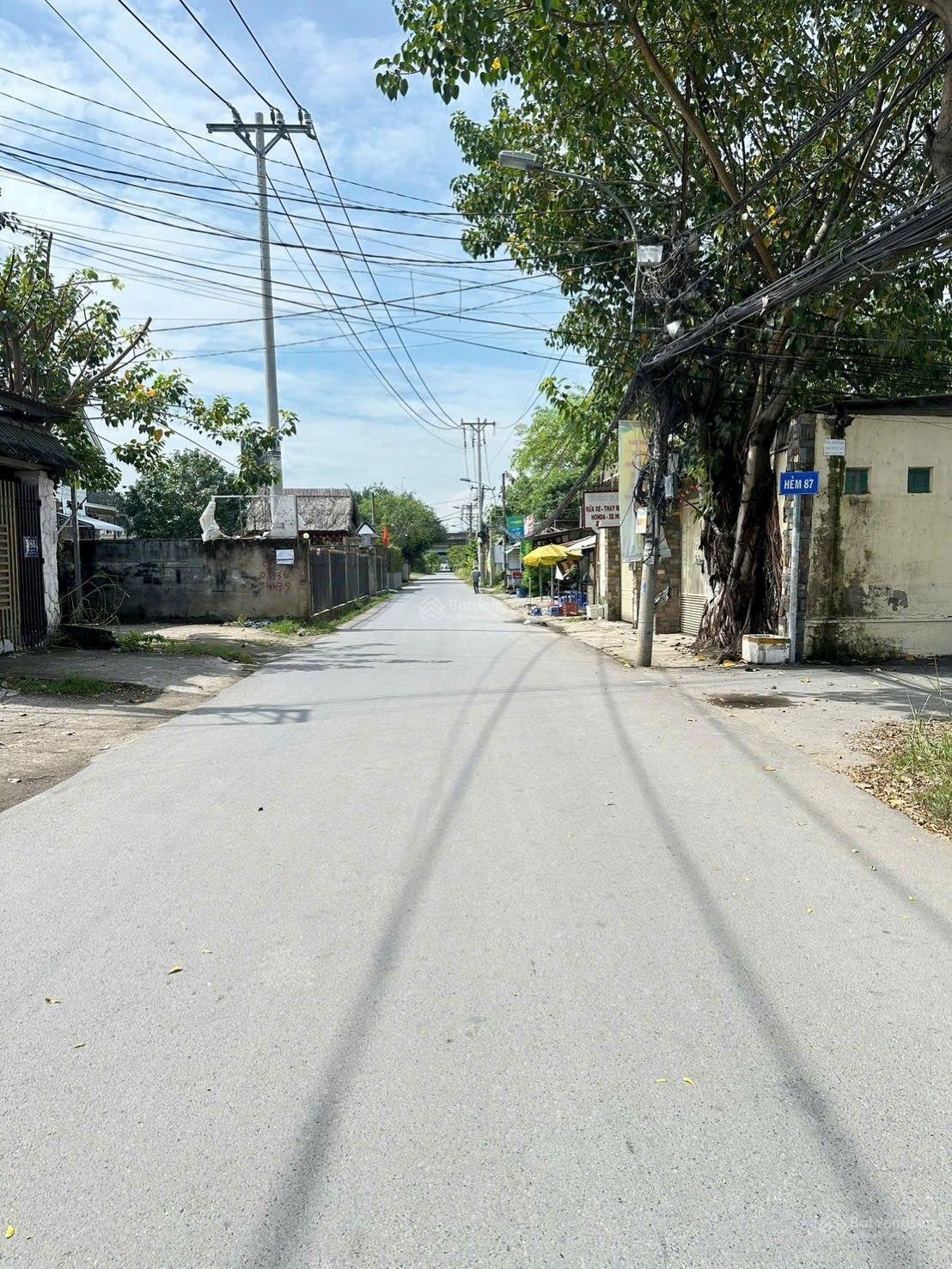 Bán lô đất 4x20m, một sẹc đường bưng ông thoàn giá 4.799 tỷ ( Sổ sẵn )