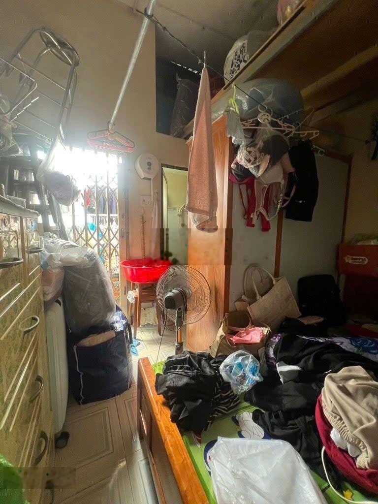 Bán nhà 3,7mx10m, sát mặt tiền, Quận 4 giá 4,6 tỷ