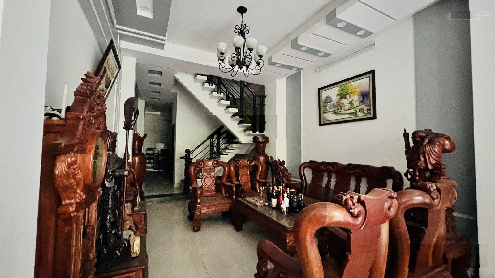 Chủ giảm mạnh chỉ hơn 8tỷ-nhà cực đẹp p8, Tân Bình gần Lý Thường kiệt giáp q10-71m2-4tầng