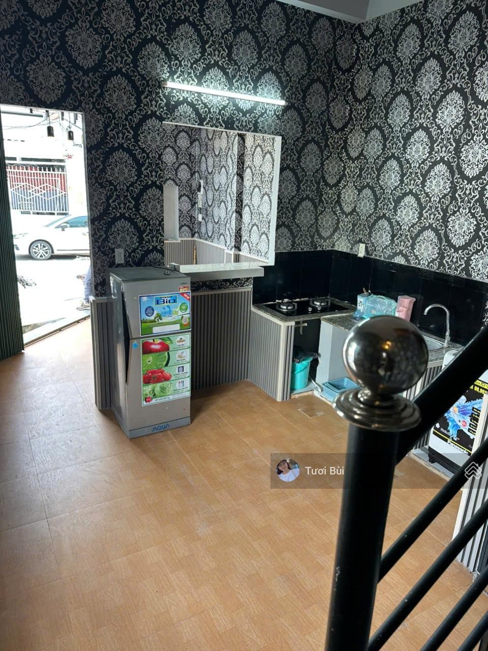 Cho thuê nhà nguyên căn măt đường Khe Sanh cạnh Tố Hữu, DT SD 90m, giá thuê 7 triệu/th