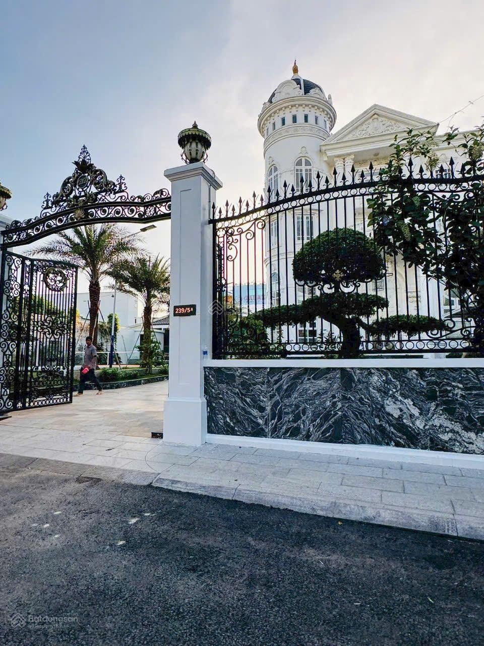 Đất Giảm 6 Tỷ | 2MT Nguyễn Duy Trinh Q2 | 20m x 45m = 915,2m² | Giá 104 Tỷ | Thuê 260 Tr