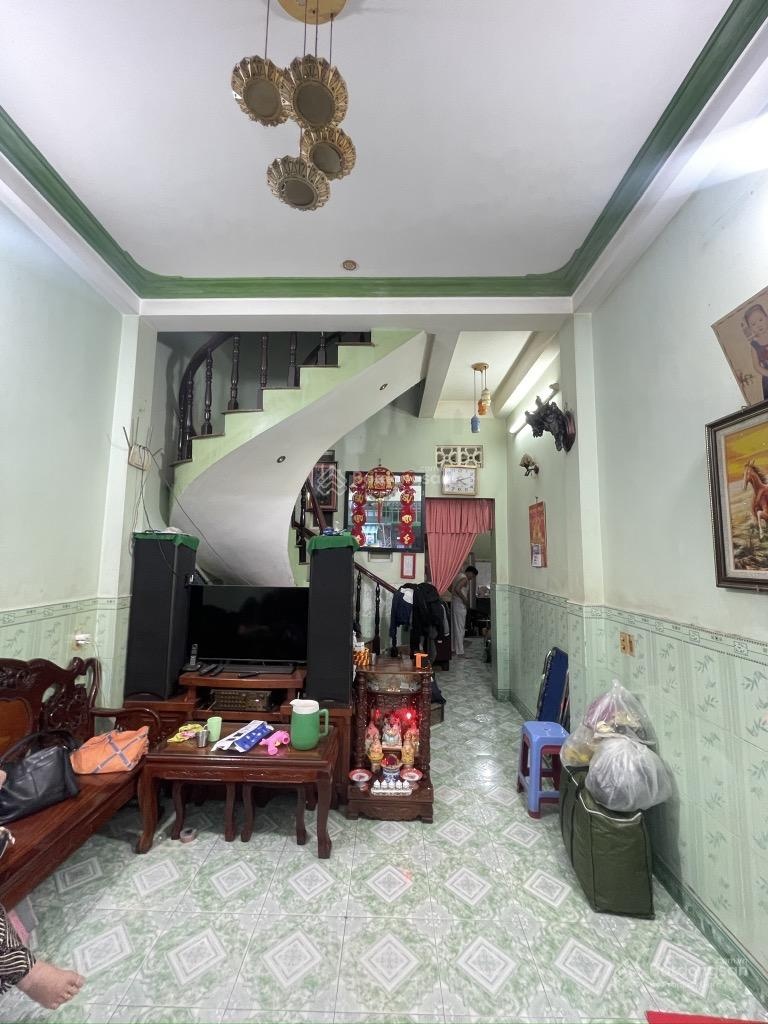 Nhà 2 tầng đường huỳnh thiện lộc - tân phú ( 6m x 11m) gần đầm sen q11