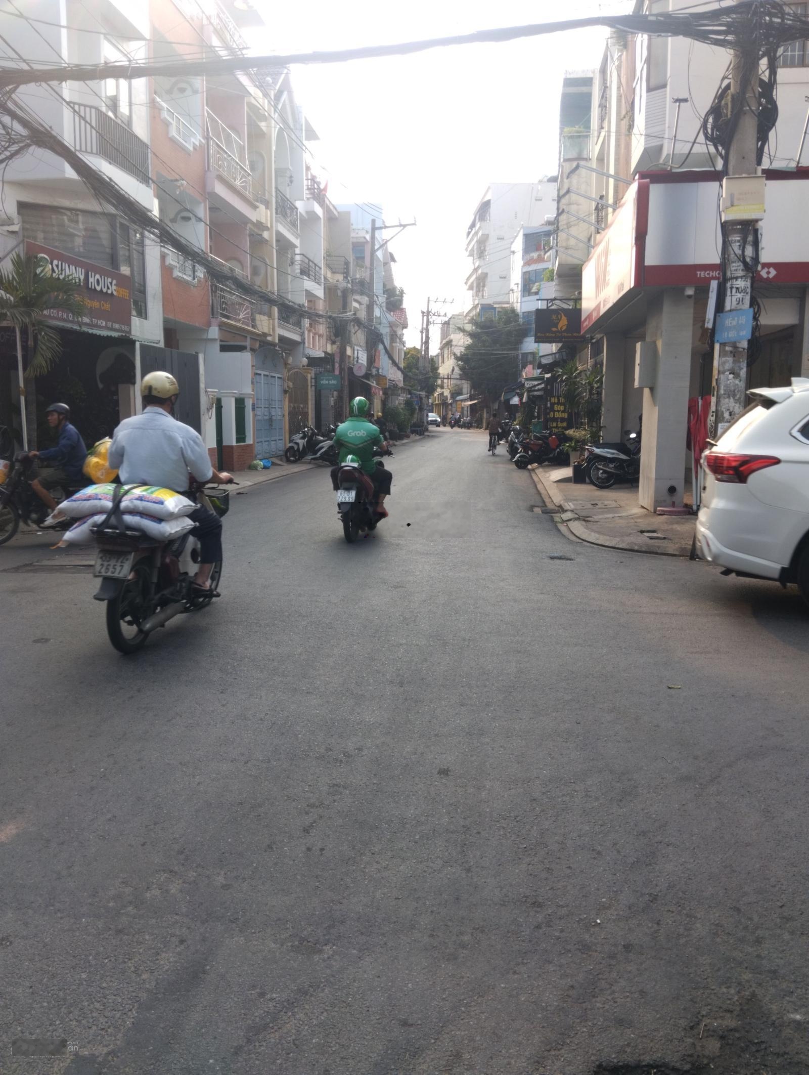 Vip bàu cát - 3 tầng kinh doanh đỉnh - 60m2 - ba vân - trương công định