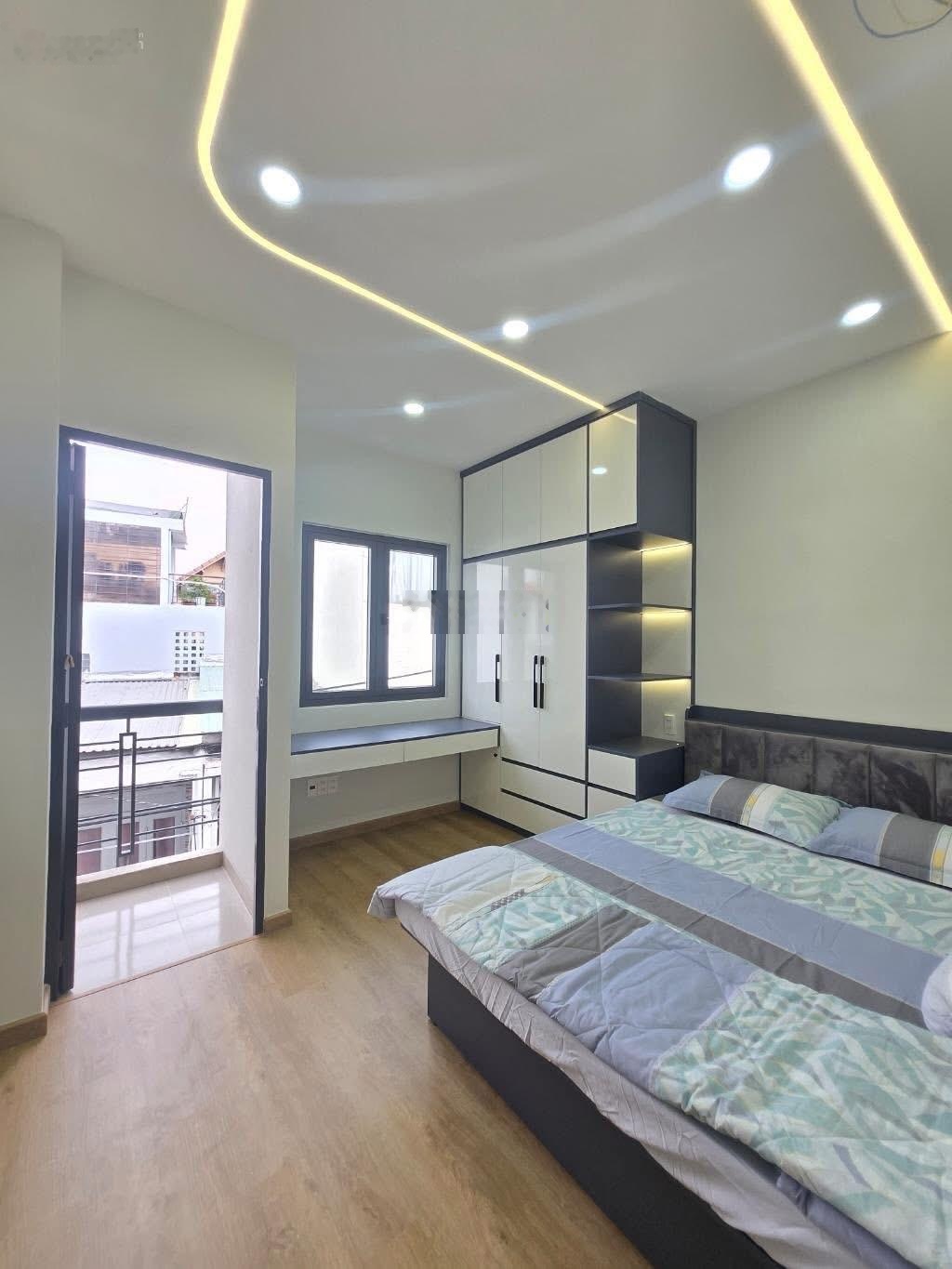 Chuyển công tác cần bán nhà Phạm Ngọc Thạch,P6,Q3 giá 4Tỷ150/65,1m2 cho thuê 25tr gần CV Lê Văn Tám