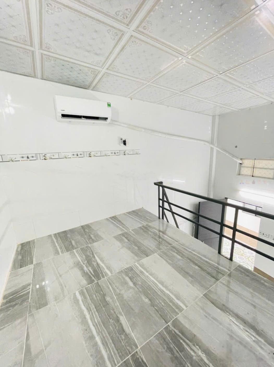 Bán dãy trọ 300m2 ngay KCN Vĩnh Lộc giá 900 triệu - sổ hồng riêng