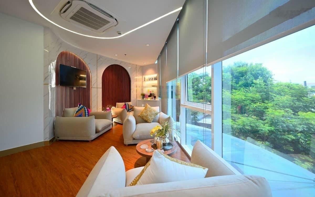 Xuất cảnh bán gấp - Bán toà nhà Nguyễn Trãi 386.5m² 10 tầng - 450 tỷ