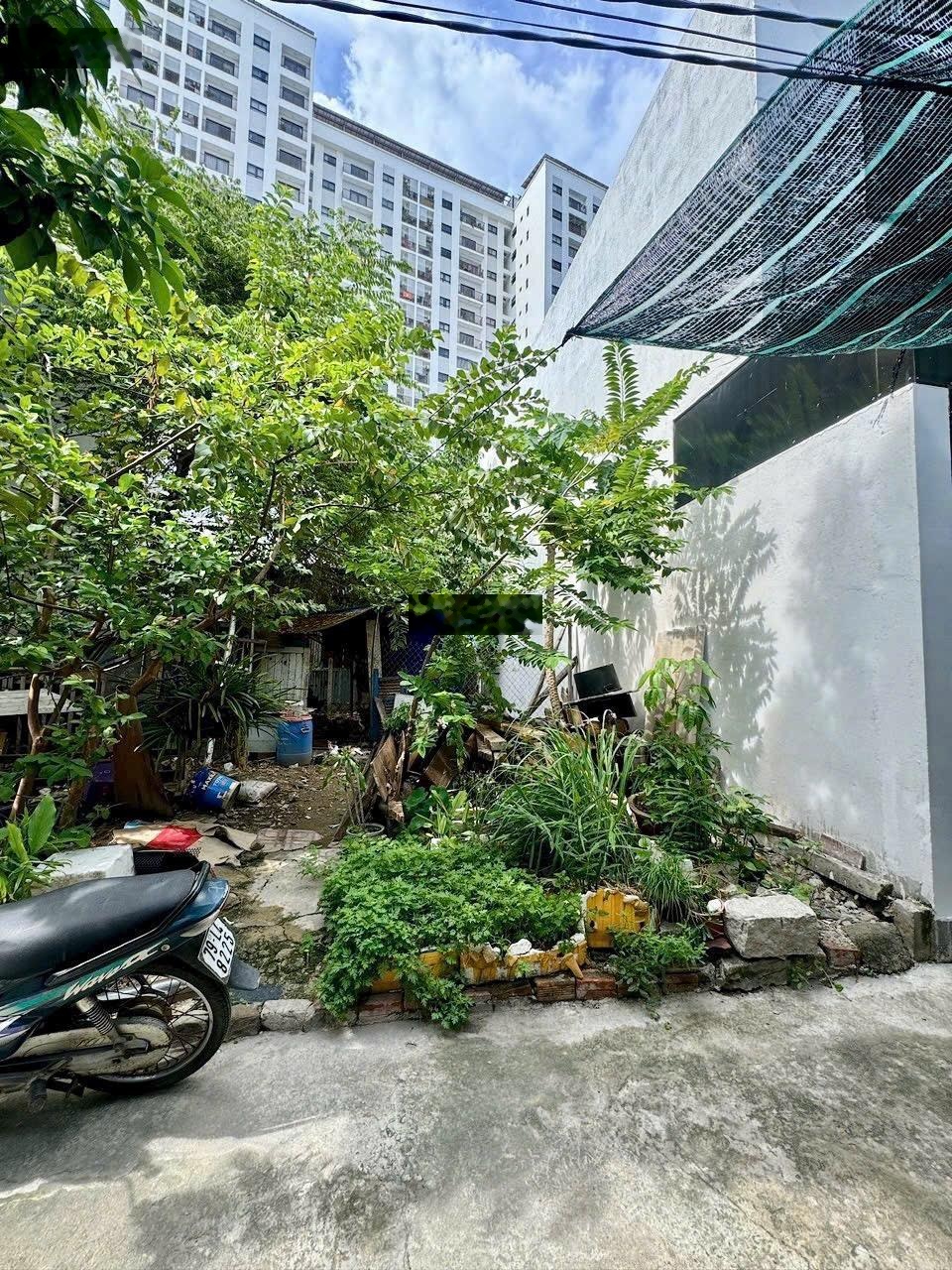 2ty320 Lô đất hẻm Văn Tiến Dũng - Sau lưng CT2 Phước Hải / Nha Trang