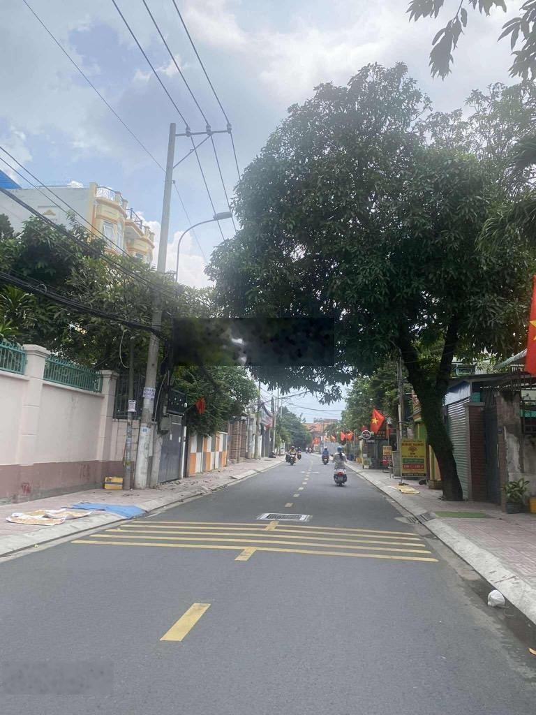 Nhà đẹp đón tết hẻm xe hơi sát mặt tiền gần chợ linh trung 4,5x14 trước tết 7,35 tỷ.