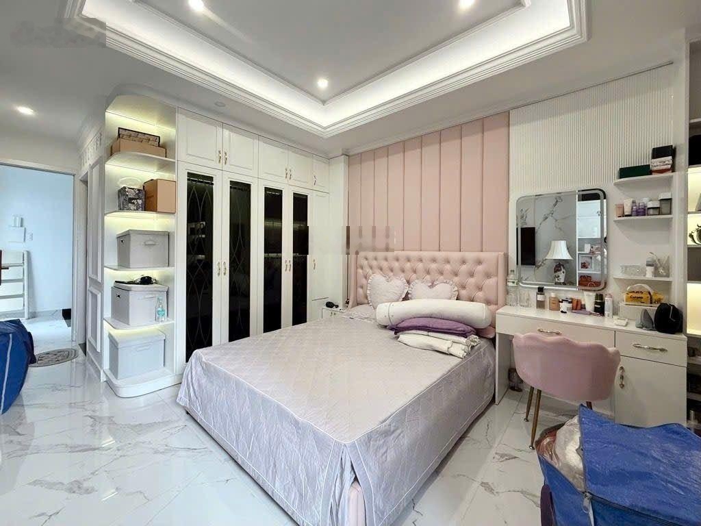 Tinh hoa & đẳng cấp - hxh - cách mặt tiền huỳnh văn bánh 25m - 52m2 (5.2x10) 3 tầng - kts thiết kế