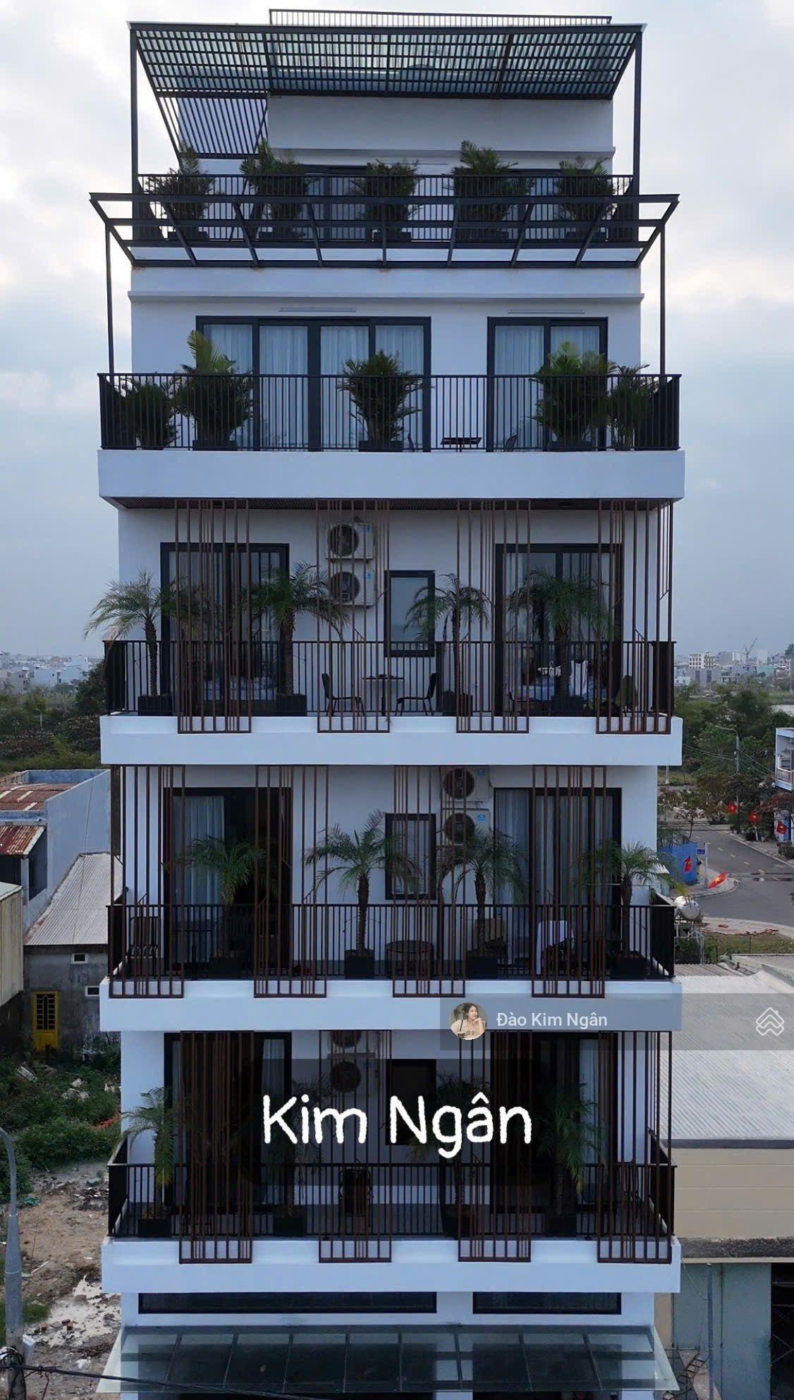 Tòa căn hộ Boutique mới 100% sát NVA - Dòng tiền cho thuê tốt - DT đất: 208m2 - Giá 3x Tỷ