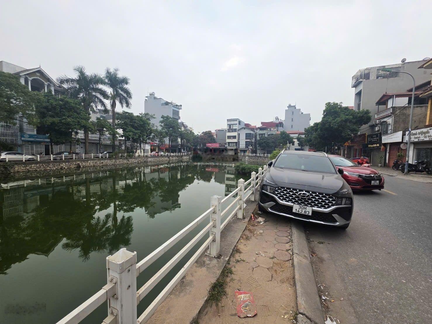 Nhà đẹp đón tết,55m_4 ngủ,nôi thất sang sịn,20m ra mặt hồ ô tô tránh,8xty