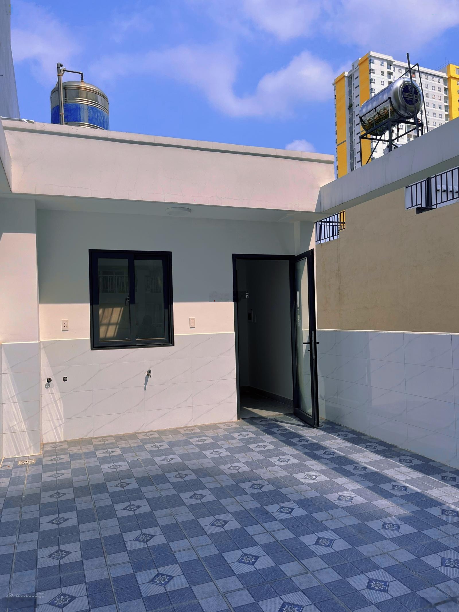 Bán nhà đẹp mới xây - gần chợ an dương vương - 53m2 (4m x 13m) - 7,9 tỷ giá tốt chốt ngay.