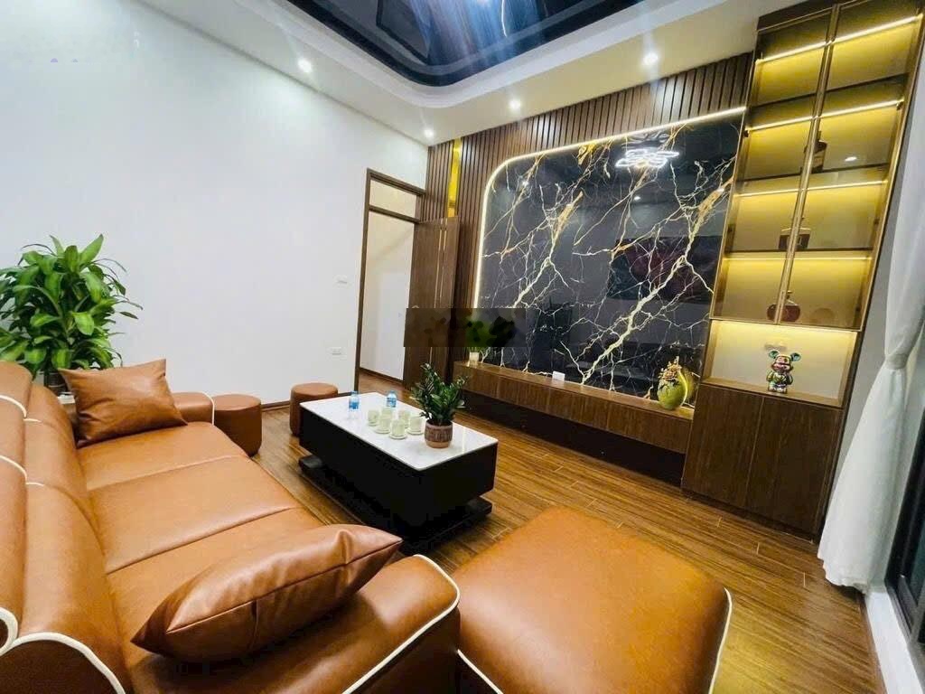 Phố Trường Chinh-Ngã Tư Sở-Phân lô- ô tô đỗ cửa- Mặt ngõ thông KD- Sát phố- Nhà đẹp sẵn ở-DT 50m2