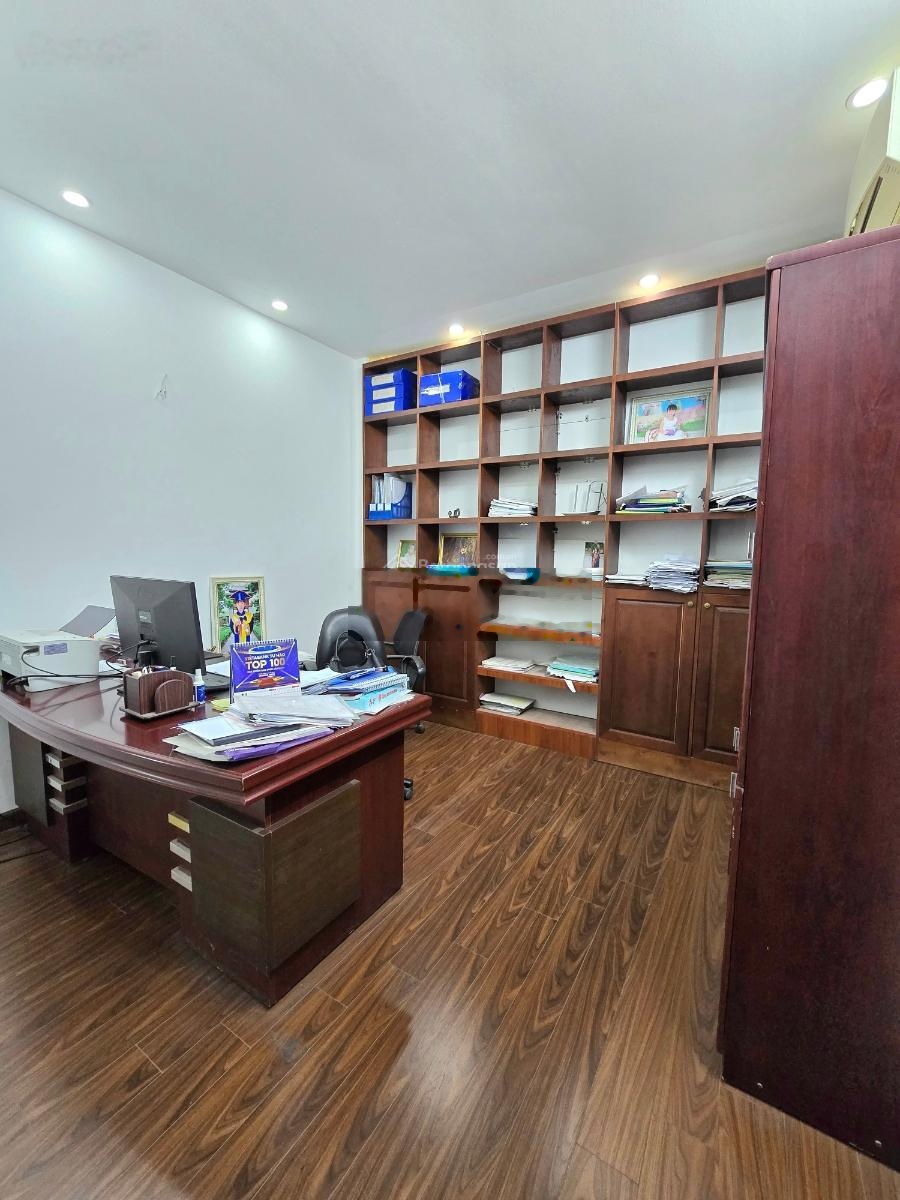 Bán nhà Trích Sài, 2 thoáng, vài bước ra Hồ Tây 40m2, 6 tầng, giá 13,1 tỷ