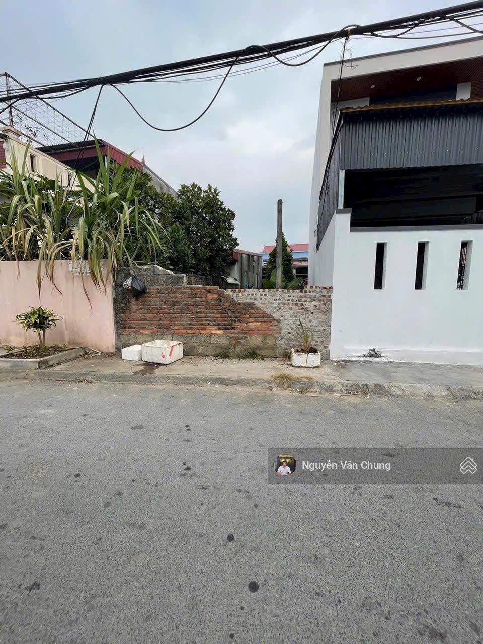 Bán lô đất mặt đường 70m2 Tại quảng luận Đa Phúc giá chỉ 2,x tỷ Đường Nhựa 8m đường Thông Các N