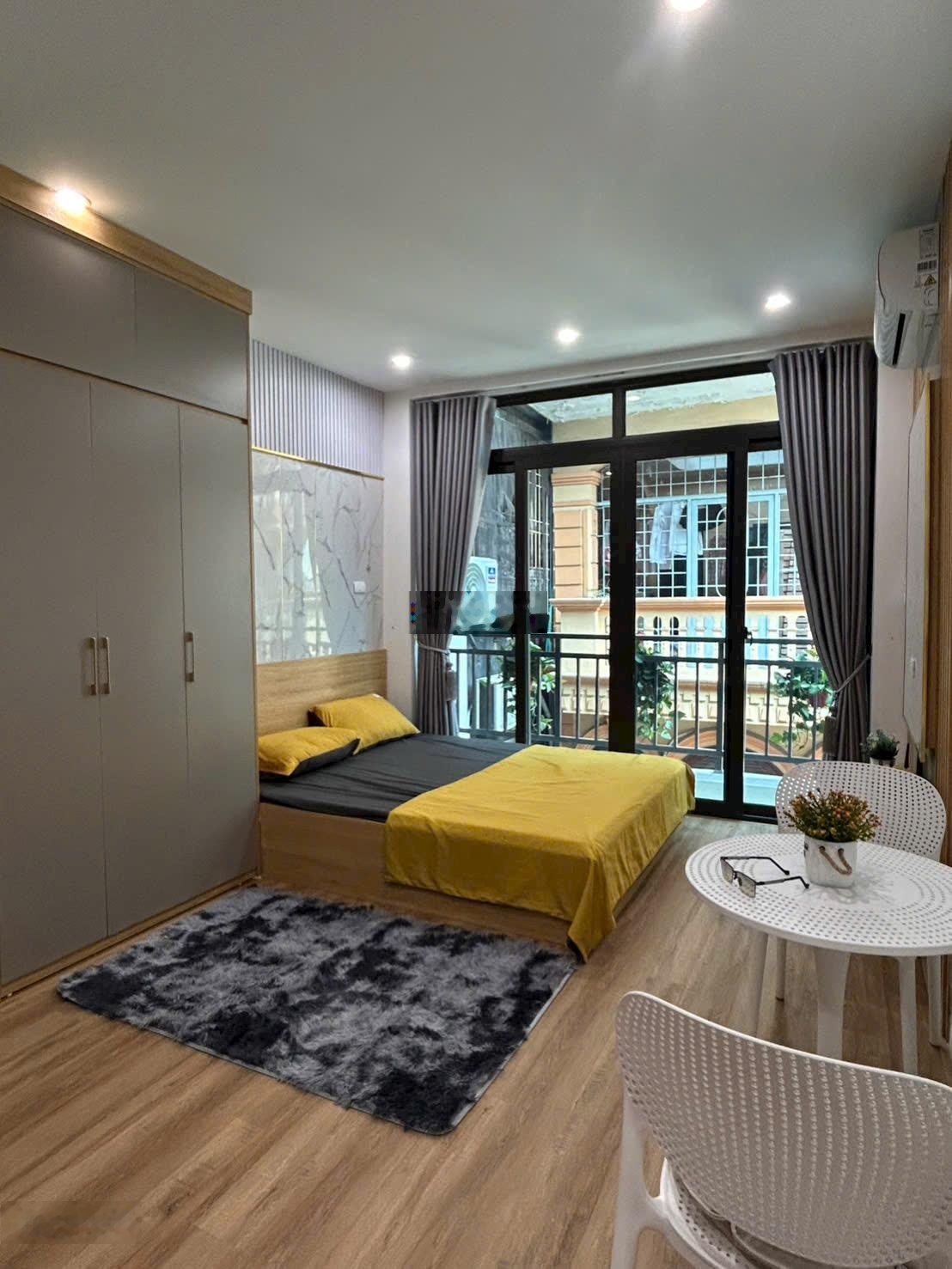 Duy Nhất 1 Căn Nhà dòng tiền 720tr/1 năm 6 Tầng Thang Máy Nhà Thái Hà Đống Đa Ngõ Rộng 50m , 13 Tỷ