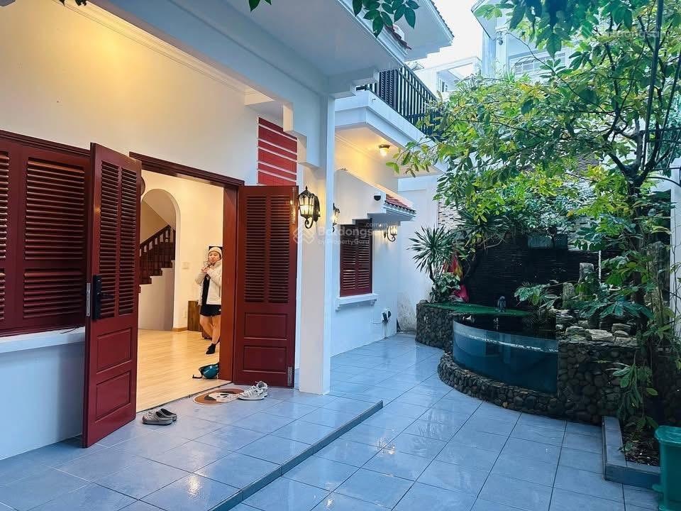 Bán nhà kiệt Quang Trunh - Hải Châu, 117m2 ngang 8m, ngay trung tâm thành phố