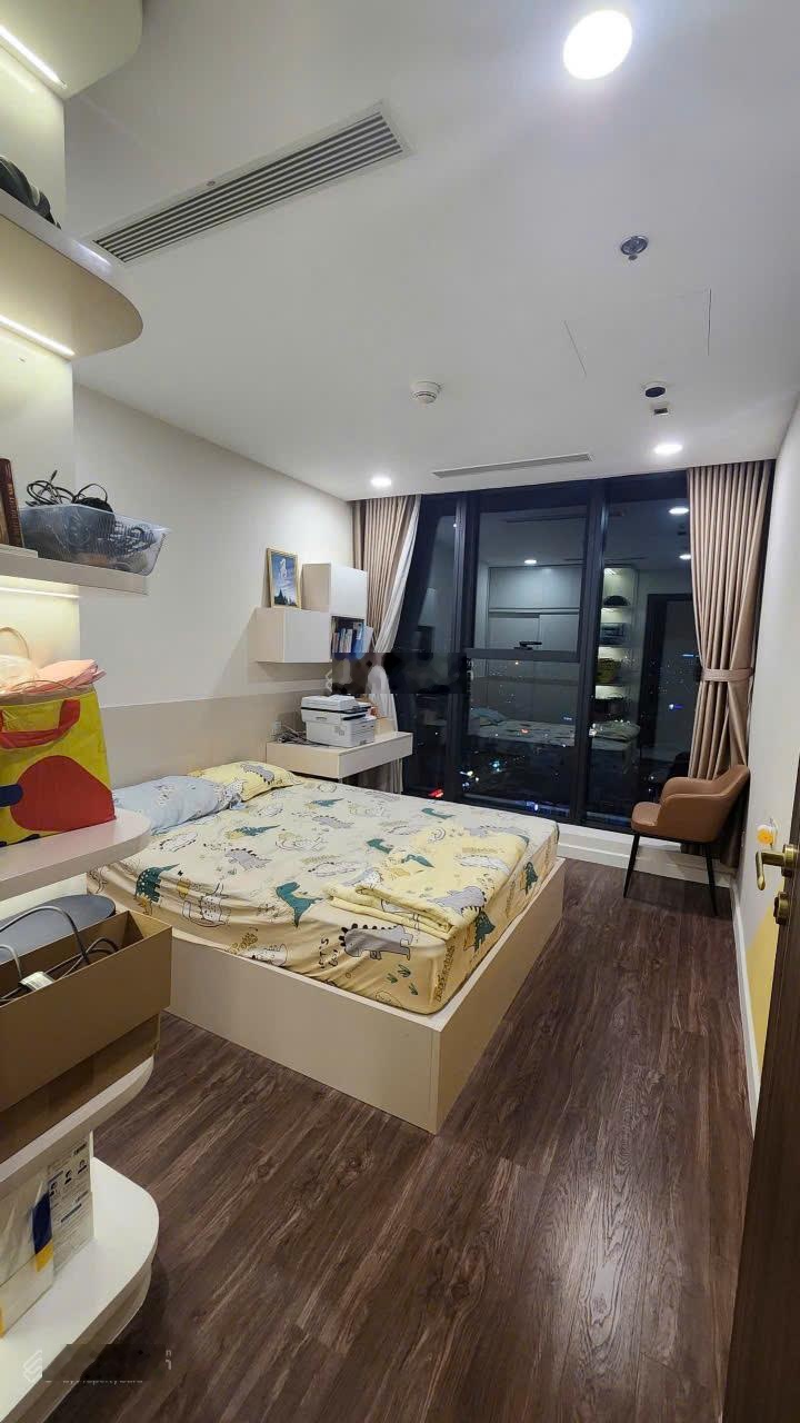 Cho thuê căn hộ 3PN 3WC Sunshine Sky City Q7, 106m2, tầng cao view Cầu Sài Gòn, full NT giá 25tr